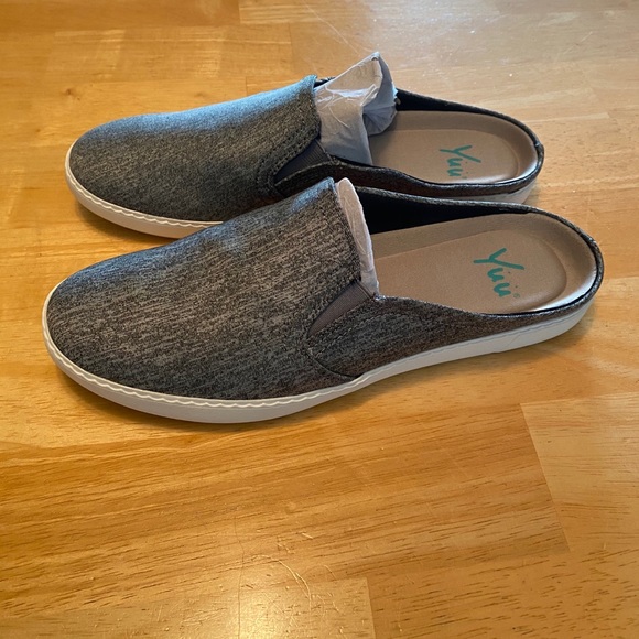 Yuu Shoes - Yuu Doshie Slip on Shoe Round Toe